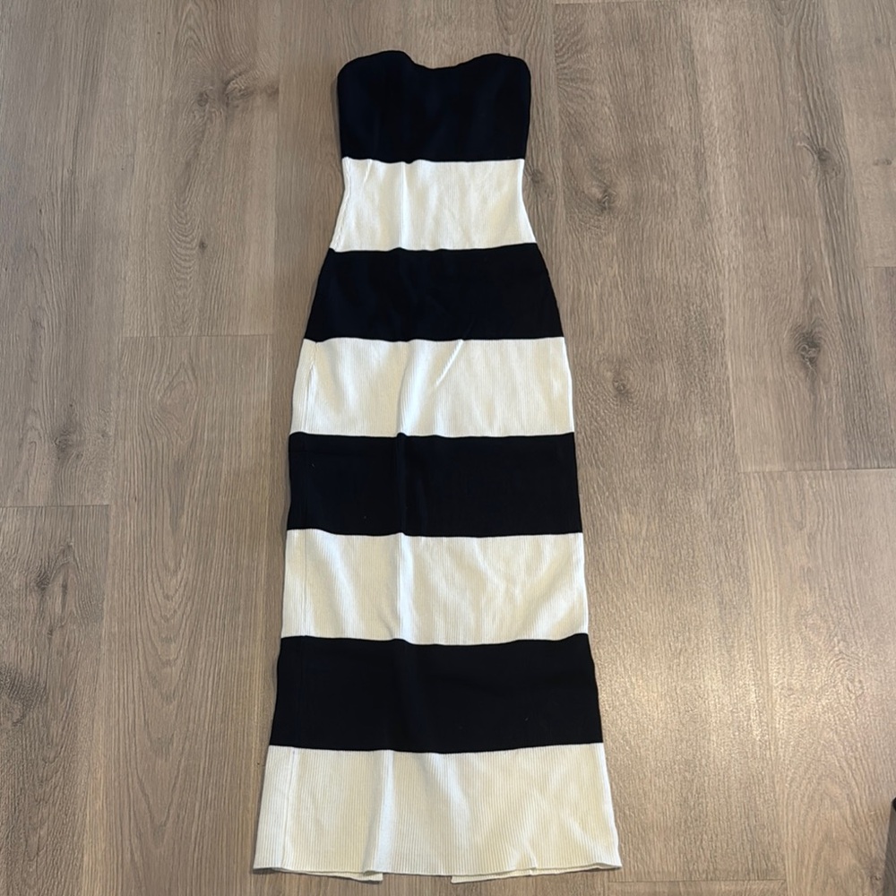 Black and White Strapless Dress